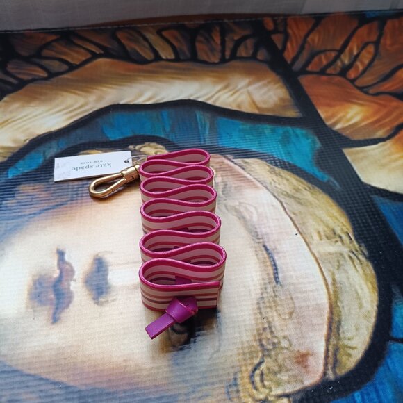 NWT Stocking Stuffer! Kate Spade Ribbon Candy Striped Novelty Key Ring - Picture 3 of 3